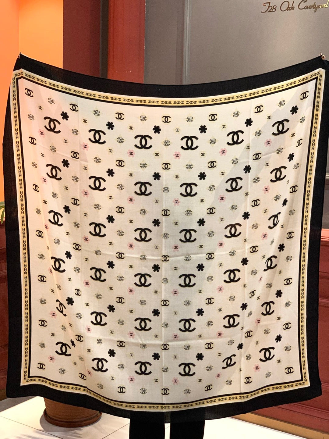 CHANEL 25S SCARF 140 CM IN CASHMERE AND SILK 943339