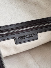 BOTTEGA VENETA 25S ANDIAMO LARGE INTRECCIATO 39 IN DARK BROWN CALFSKIN