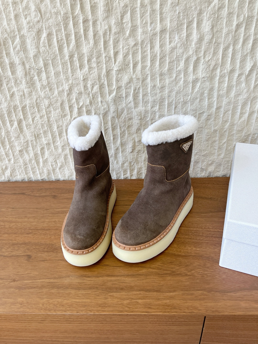 PRADA 25S ANKLE BOOTS 40 MM IN MUTED BROWN GRAY SUEDE SHEARLING-LINED