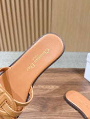 DIOR 26S SLIDE SANDALS IN CARAMEL BROWN CLUB WOVEN CALFSKIN