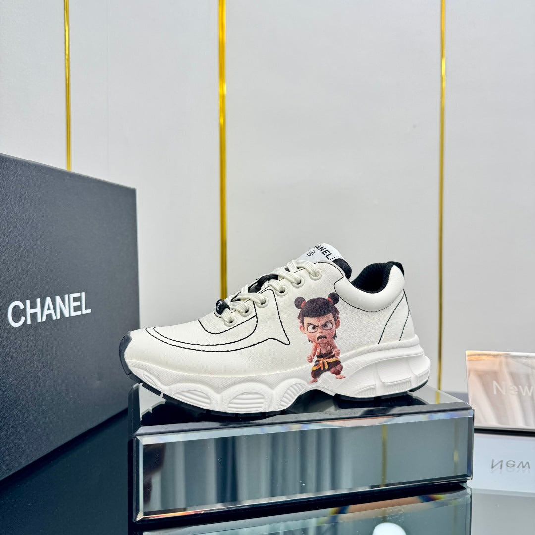 TRAINERS SNEAKER IN WHITE CALFSKIN WITH STICKER 238629