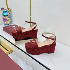 GG WEDGE HEELS IN RED FABRIC AND CALFSKIN WITH GOLD HARDWARE STYLE 2