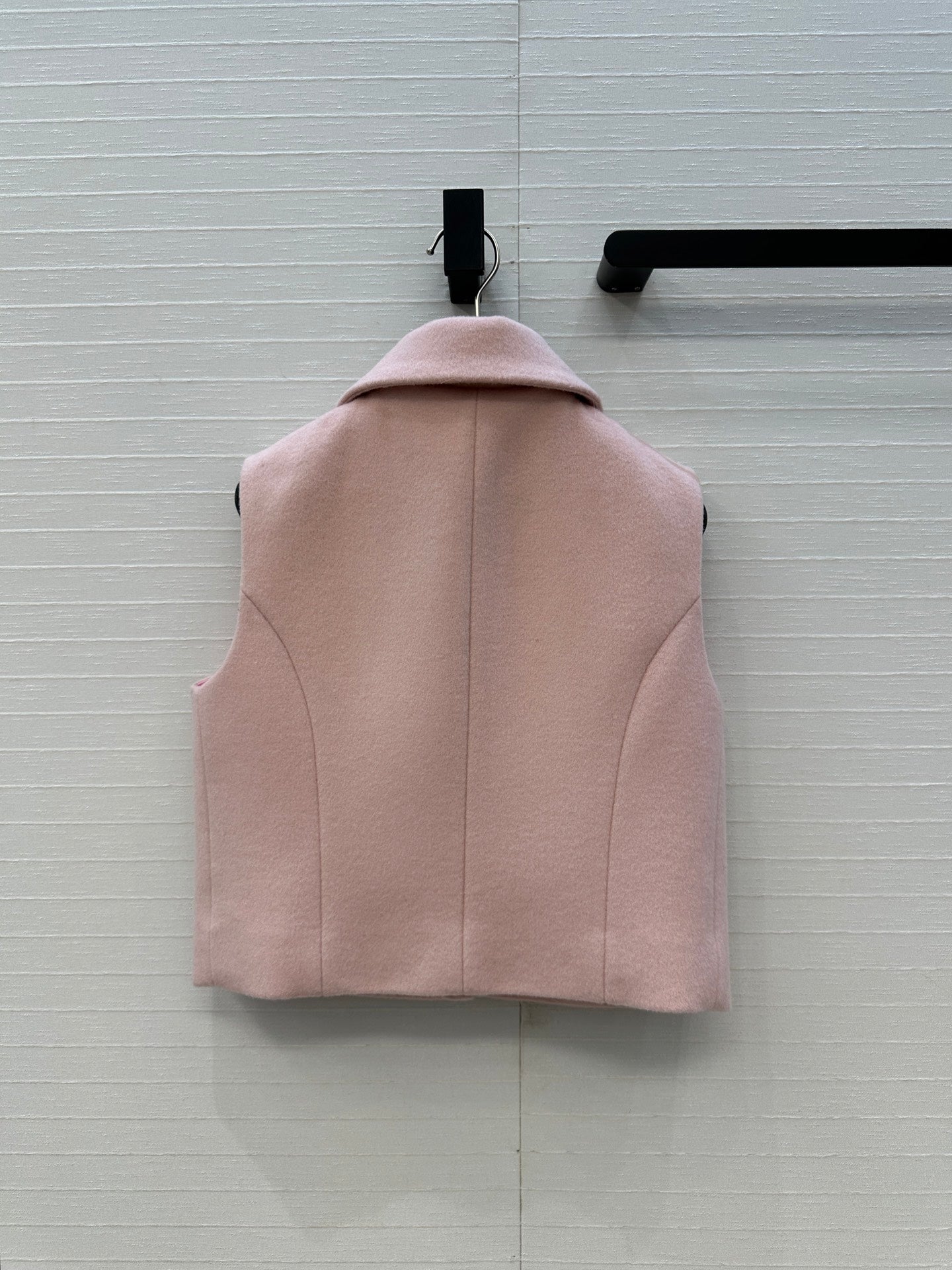 CHANEL 25S KNIT VEST WITH TWO HEART-SHAPED POCKETS 346