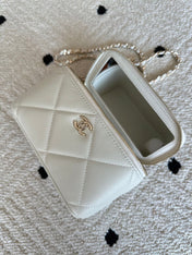 CHANEL 25S VANITY BAG 17 IN WHITE CAVIAR LEATHER WITH GOLD HARDWARE