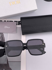 MONTAIGNE SUNGLASS CD7780 IN ACETATE