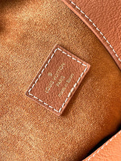 LOW KEY HOBO MM 35 IN COGNAC SMOOTH CALFSKIN
