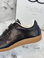 RETRO SNEAKERS WITH RIPTAPE STRAPS IN BLACK LAMBSKIN KNITTED PATTERN