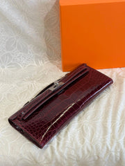 KELLY CUT 31 IN SANGRIA PURPLE SHINNY ALLIGATOR LEATHER WITH SILVER HARDWARE (MADE-TO-ODER)