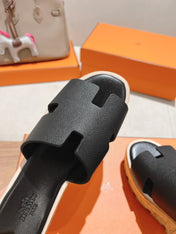 HM 25S HIGH WEDGE SANDALS IN BLACK LAMBSKIN STYLE 23