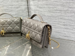 DIOR 25S DIOR TALK PHONE POUCH 21 IN DIRTY LILAC CANNAGE LAMBSKIN GOLD HARDWARE