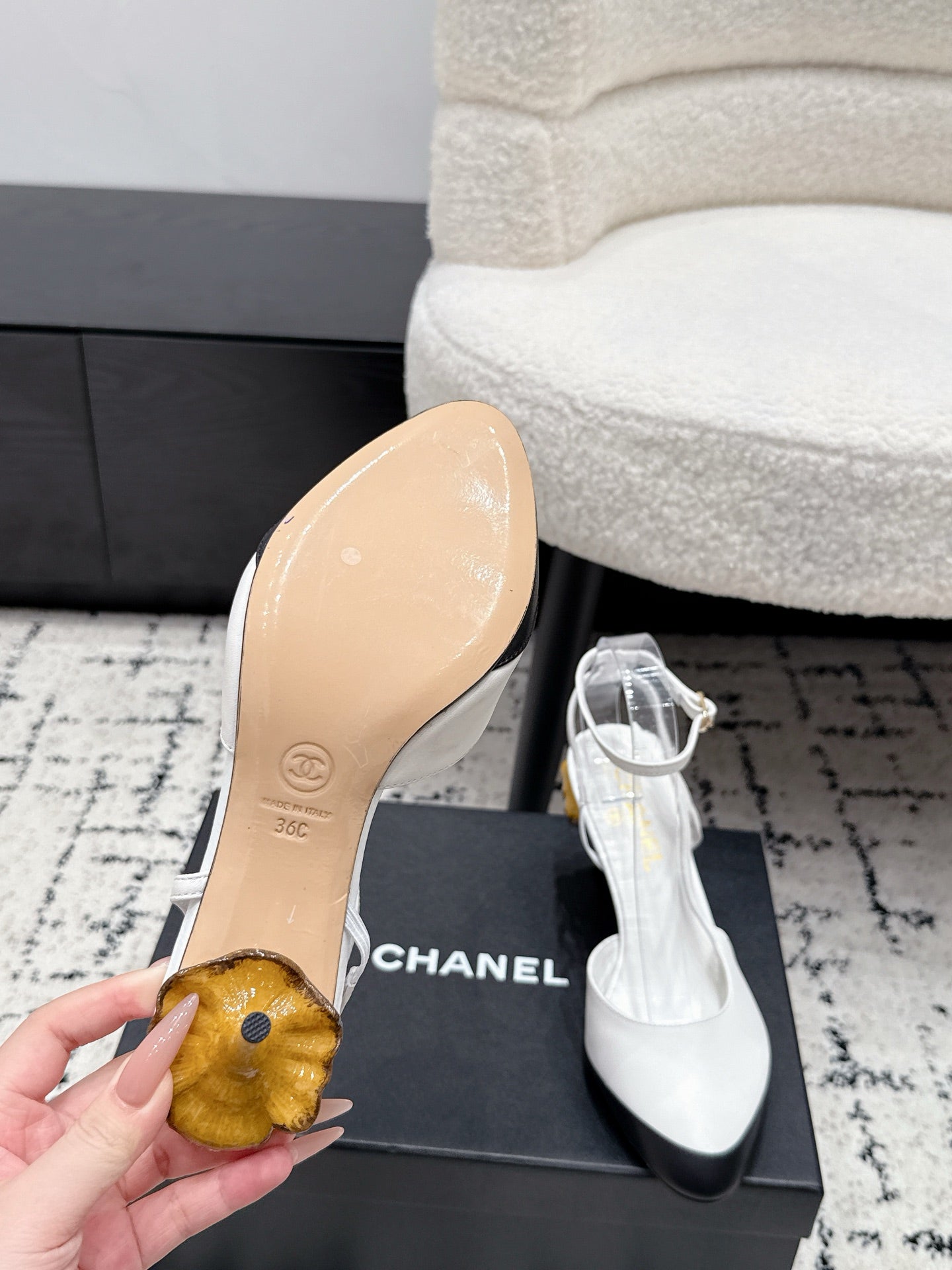 CHANEL 26S HEELED SLINGBACKS 75 MM IN WHITE LAMBSKIN