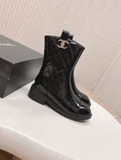 CHANEL ANKLE BOOTS 25S IN BLACK GLOSSY LAMBSKIN WITH GOLD HARDWARE