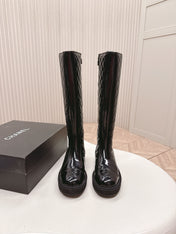CHANEL KNEE-HIGH BOOTS 25S IN BLACK GLOSSY LAMBSKIN