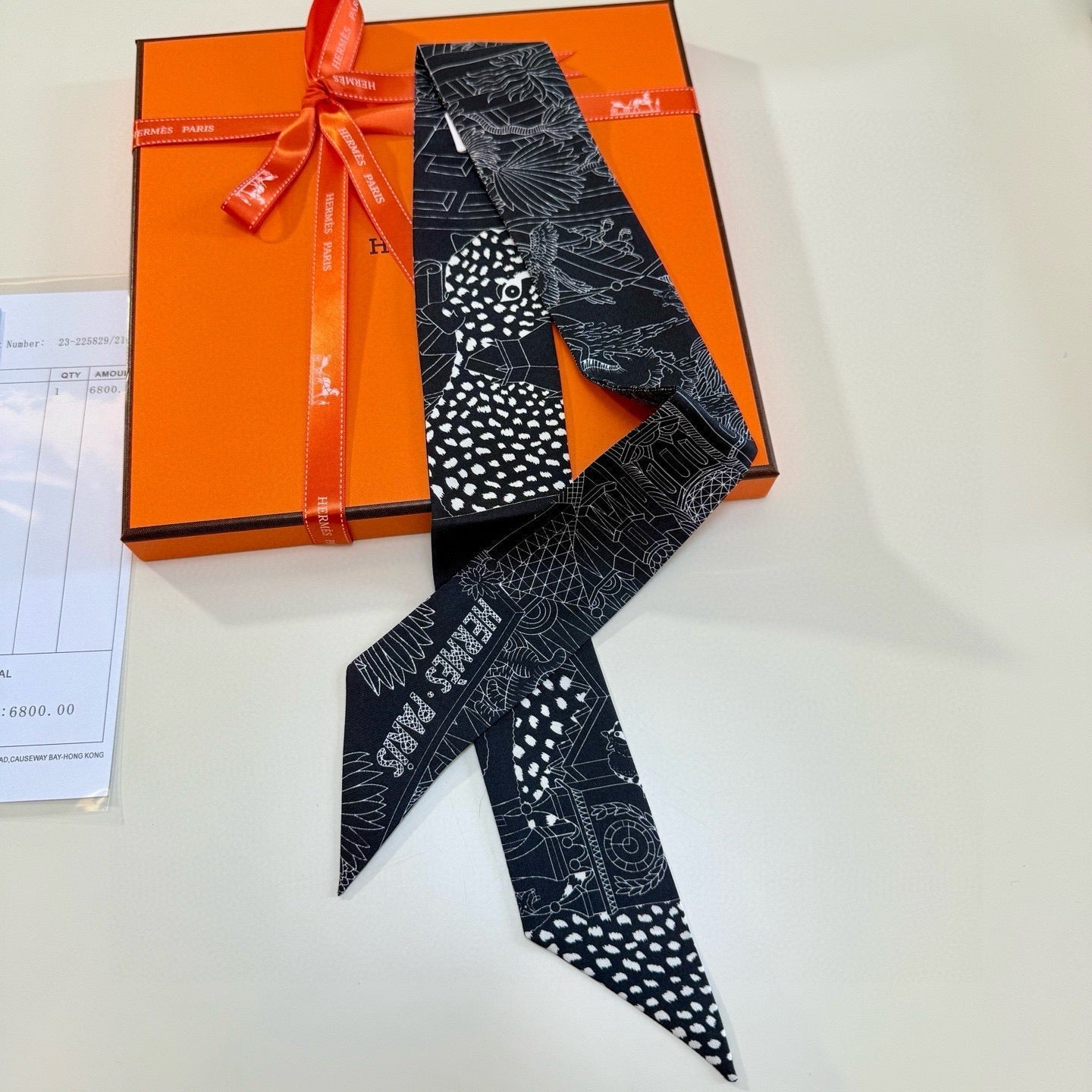 HERMES 25S NECKERCHIEF 86 IN SILK 989357