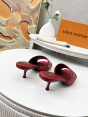 HIGH MULE IN RUBY RED LAMBSKIN WITH RHINSTONES 55 MM