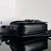 CLASSIQUE TRIOMPHE 22 BLACK SMOOTH CALFSKIN