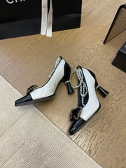 HIGH HEEL 8 CM IN WHITE MIX BLACK CALFSKIN WITH PEARL CHAIN