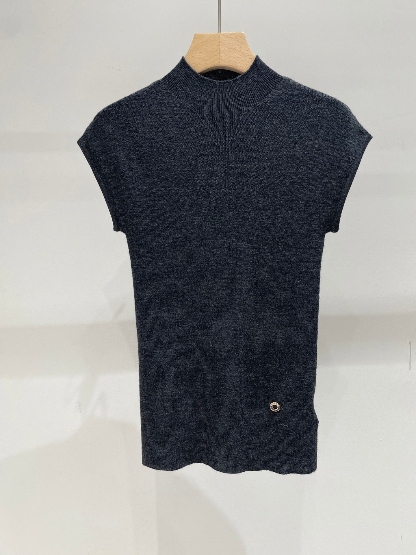 LP SHORT-SLEEVE SWEATER STYLE 195