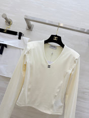 CHANEL 26S V-NECK SWEATSHIRT 974