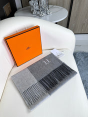 HERMES 26S LONG SCARF 190 IN CASHMERE 309793