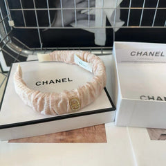 WHITE CREAM FABRIC WITH GOLD LOGO HAIRBAND 414447