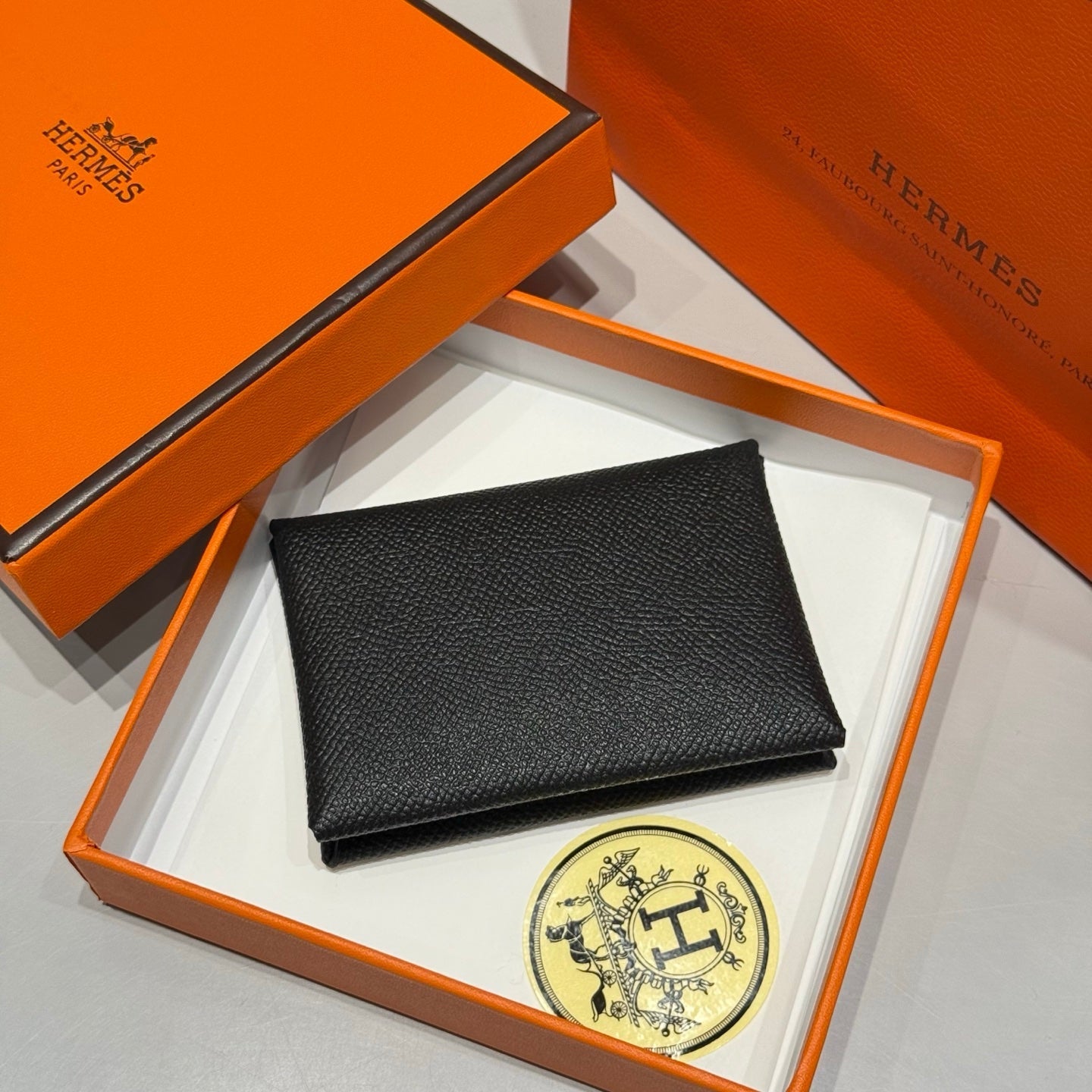CALVI DUO COMPACT CARD HOLDER IN BLACK EPSOM CALFSKIN