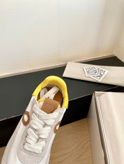 LOEWE 26S FLOW RUNNER SNEAKER IN LIGHT GRAY SUEDE AND YELLOW SHEEPSKIN