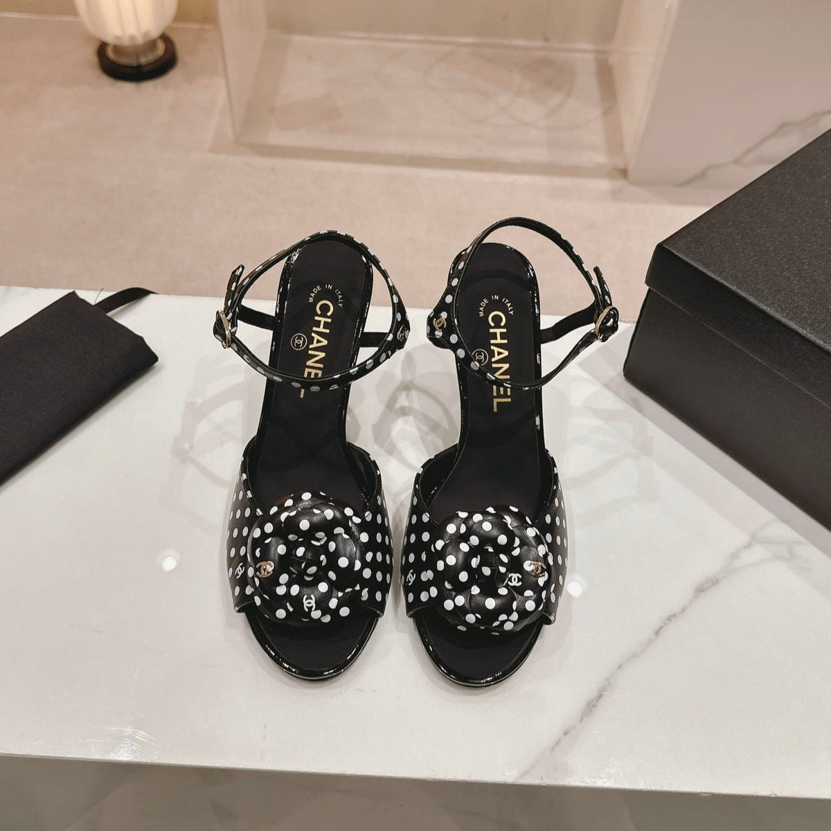 Double C New Camellia High Heel Sandals Black/ White Caro