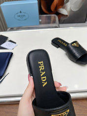 PRA SAFFIANO PATENT SLIDES OSTRICH MOTIF BLACK CALFSKIN