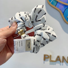 WHITE WRINKLED FABRIC SCRUNCHIE 358224