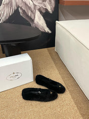 PRADA 26S SHEARLING BALLET FLATS IN BLACK