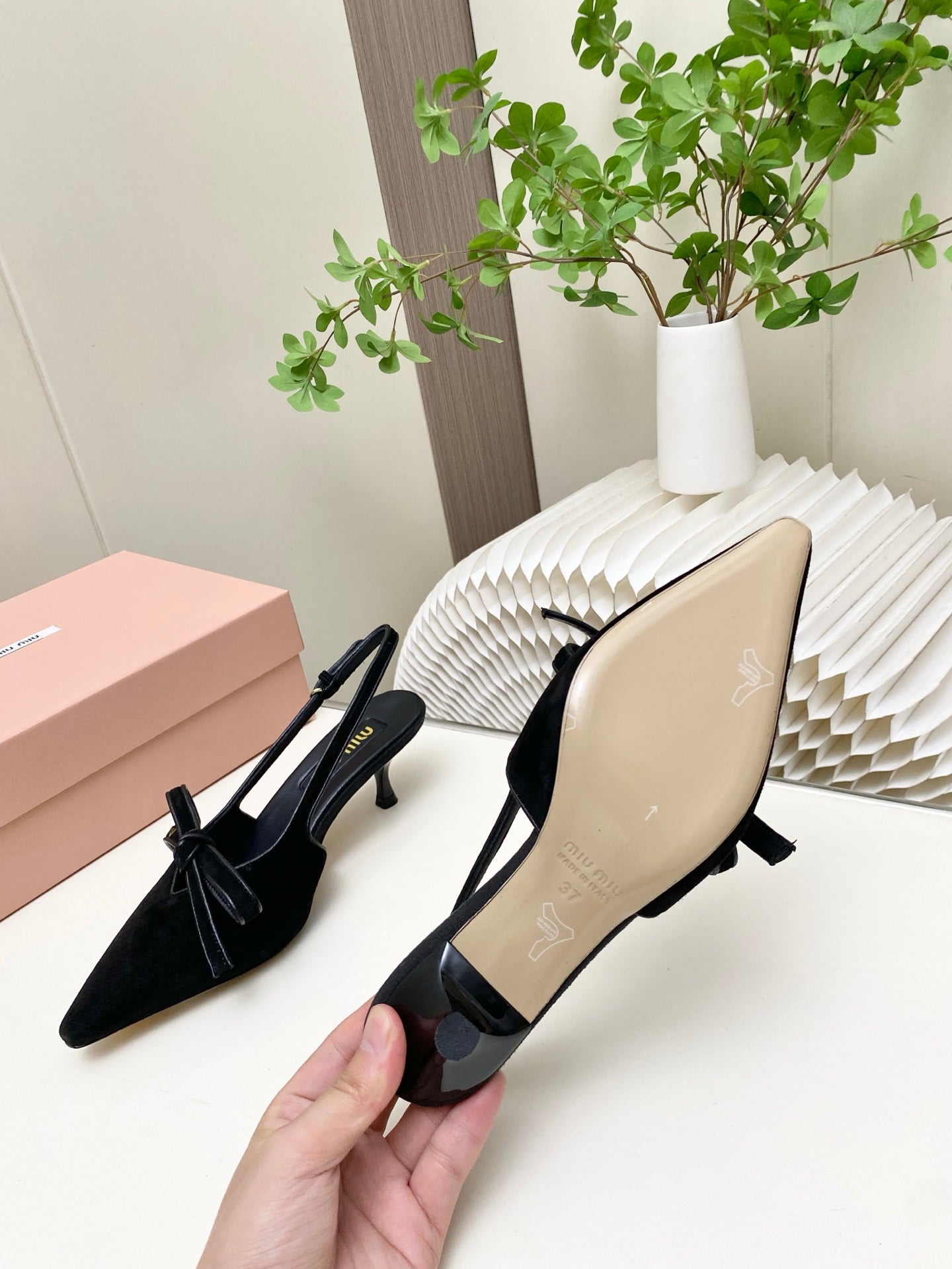 MIUMIU 26S SLINGBACK PUMPS 55MM IN BLACK SUEDE WITH BOW