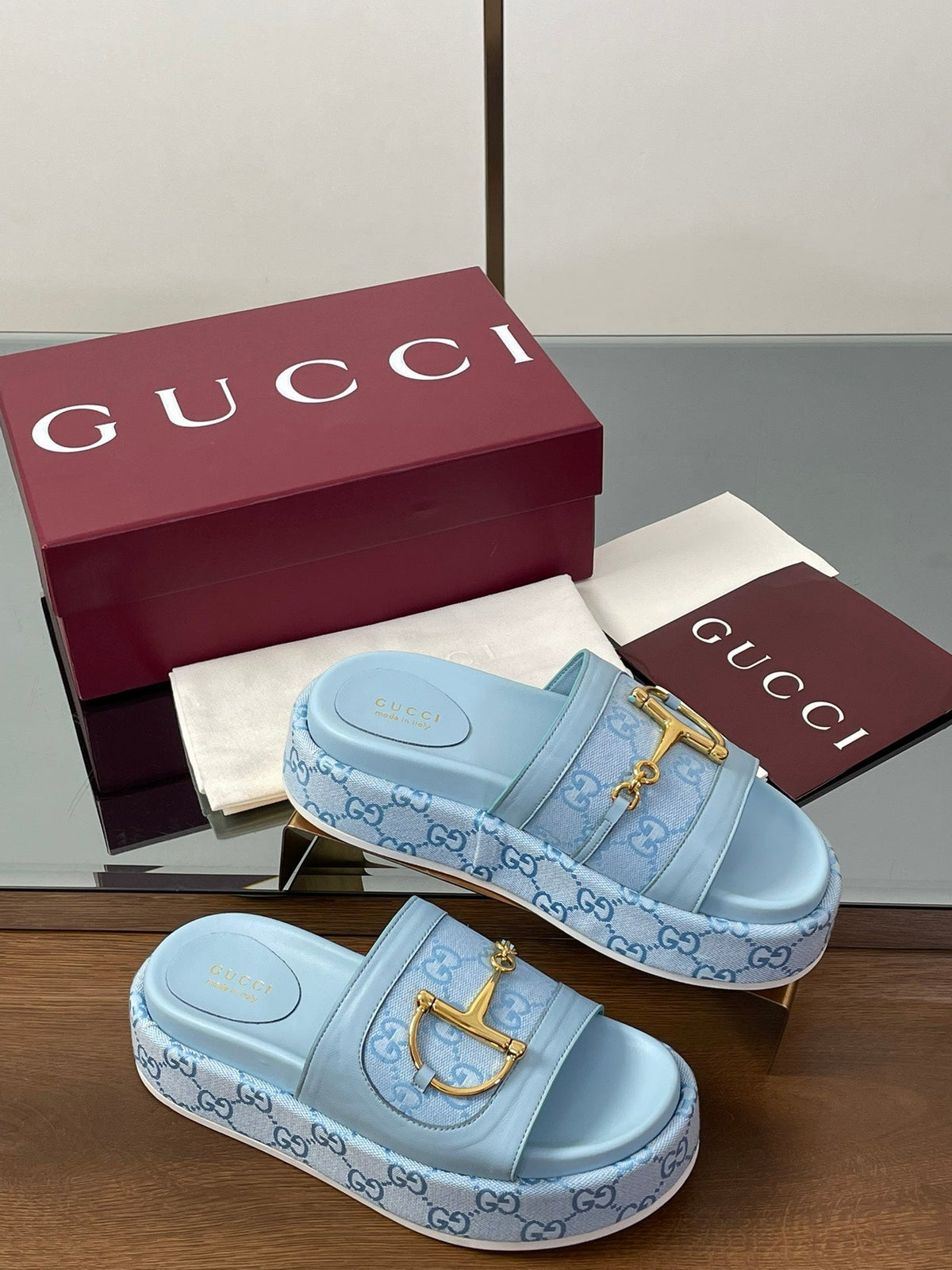 HIGH 5.5 CM WEDGE SANDALS IN BLUE CALFSKIN AND FABRIC