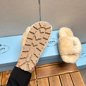 THICK-SOLED FUR SLIDES TUSCAN BEIGE WITH TRIANGLE LOGO