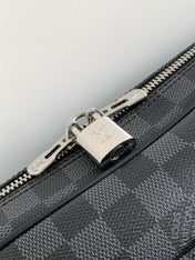 PORTE- DOCUMENTS VOYAGE NM HANDBAG 36 IN BLACK DAMIER GRAPHITE CANVAS