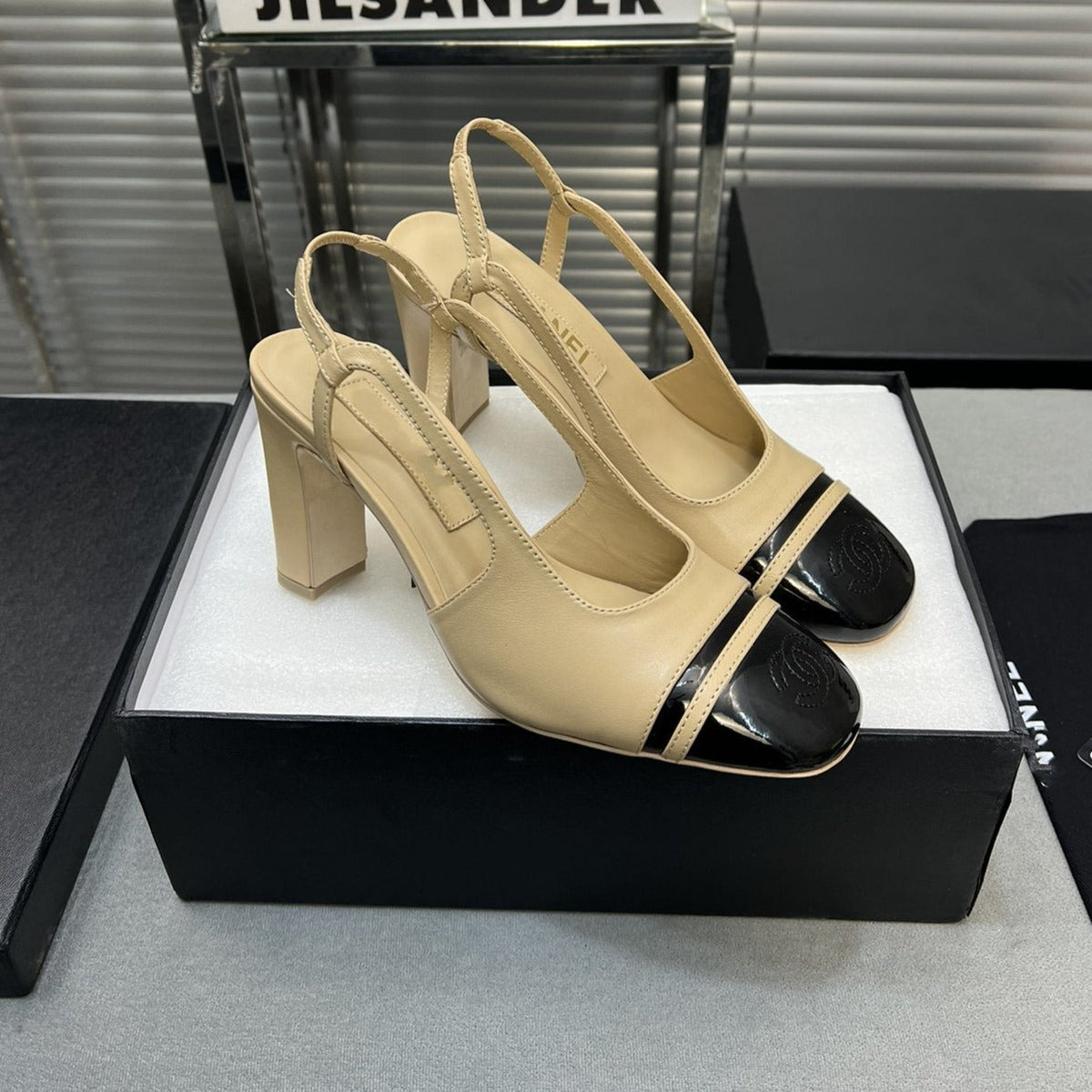 slingback light beige suede silver metalic lambskin square toe 9.5