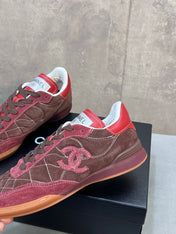 CHANEL 26S SNEAKERS IN DARK BROWN AND BURGUNDY RED SUEDE QUILTED CC LOGO