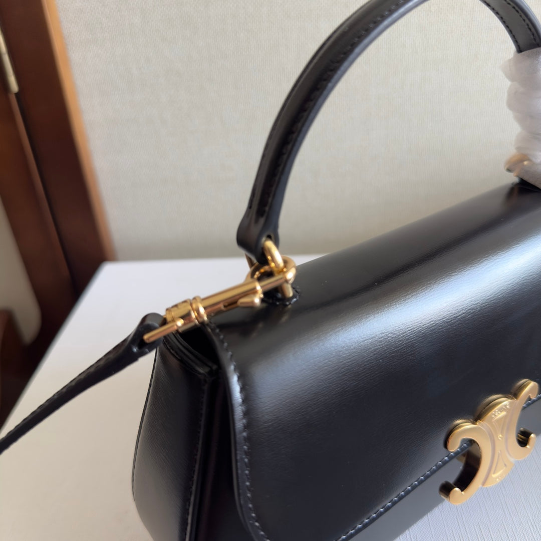 TEEN LOLA 20 IN BLACK CALFSKIN GOLD HARDWARE