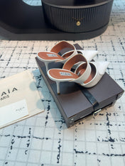 ALAIA HIGH HEEL 9 CM IN WHITE CALFSKIN