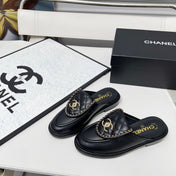 CHANEL 25S MULES WITH CHAIN DETAIL IN BLACK CALFSKIN GOLD HARDWARE