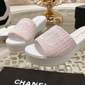 WEDGE PLATFORM IN LIGHT PINK FABRIC WITH WHITE LOGO