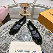 MARY JANE SHOES IN BLACK PATENT CALFSKIN