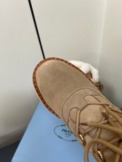 LACE-UP ANKLE BOOTS IN TAN BEIGE SUEDE AND SHEARLING LINING