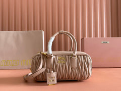ARCADIE MATELASSÉ BAG 27 IN MISCHKA BEIGE LAMBSKIN