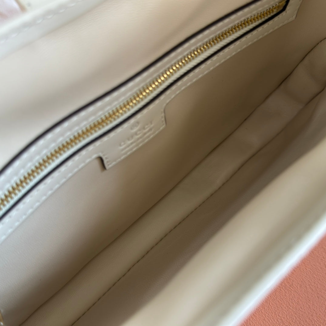 JACKIE SMALL SHOULDER BAG 27 IN WHITE CALFSKIN GOLD HARDWARE