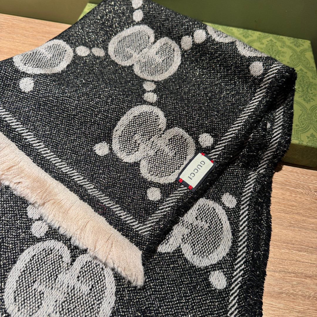 SCARF 195 CM IN BLACK AND LIGHT GRAY GG WOOL LAMÉ JACQUARD 403977