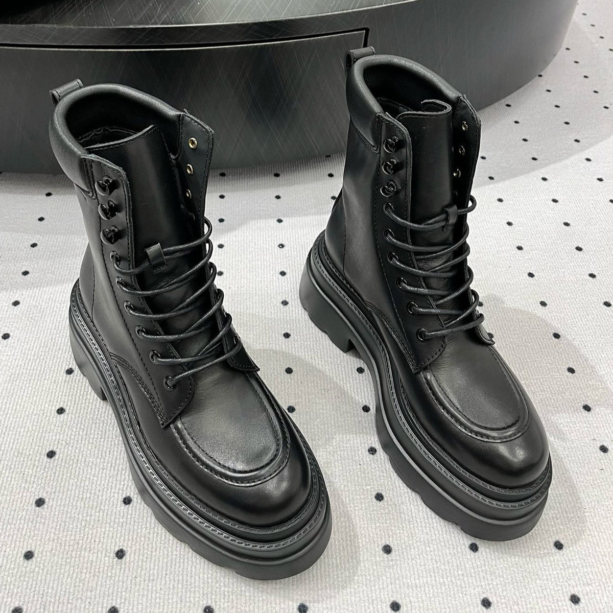 ANKLE BOOTS 55 MM IN BLACK CALFSKIN