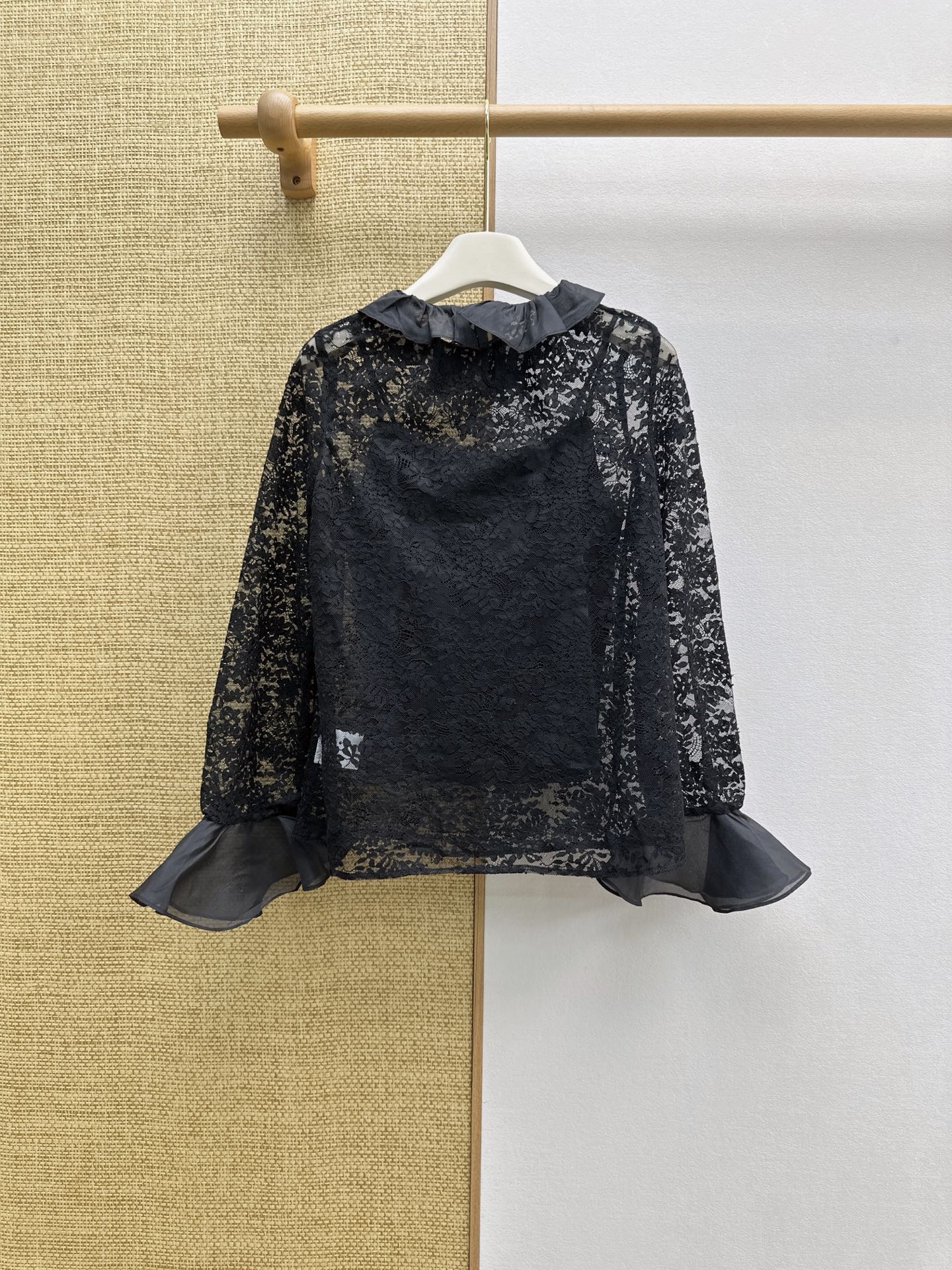 VALENTINO 26S LACE SHIRT STYLE 28