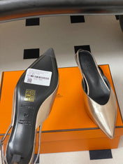 HM 26S NICOLE SLINGBACK 40MM IN GOLD CALFSKIN SILVER HARDWARE