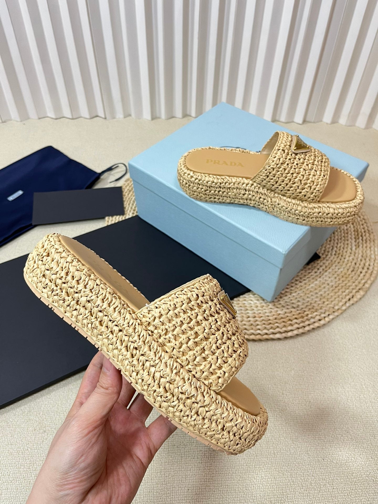 PRA WEDGE FLATFORM SLIDES BEIGE RAFFIA